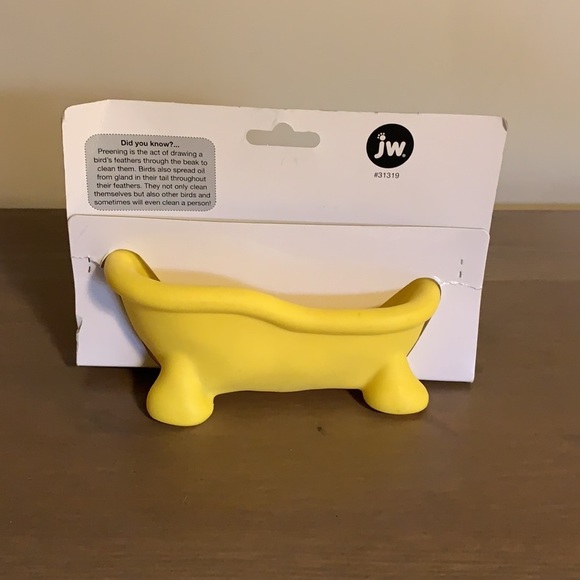 🆕 JW Insight Inside the Cage Yellow Bird Bath - Picture 3 of 3